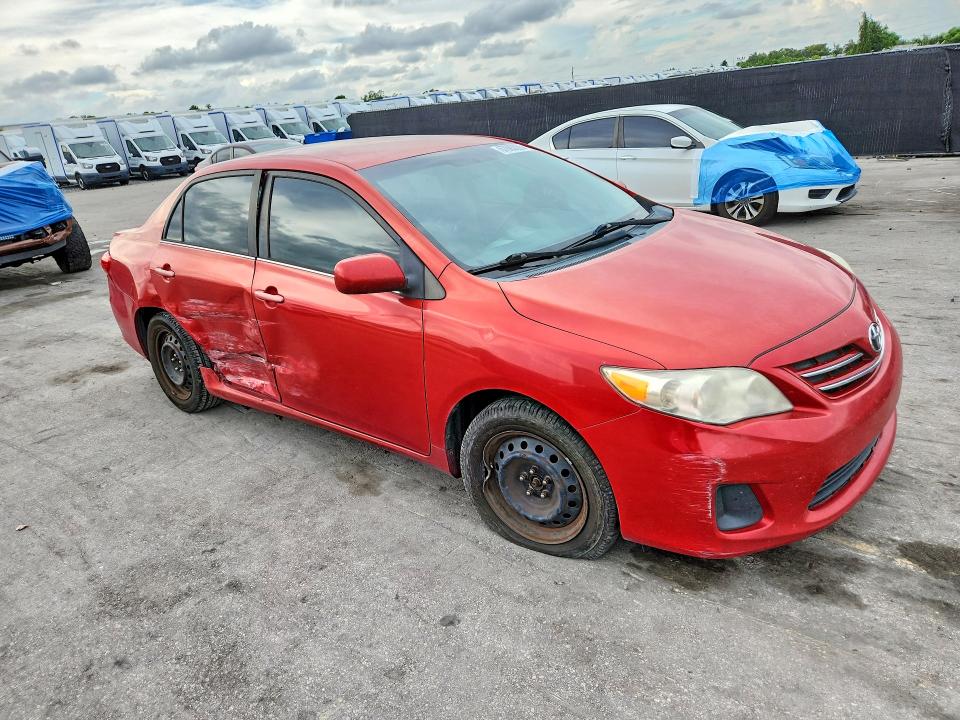 Photo 4 from auction – 2013 TOYOTA COROLLA with VIN 2T1BU4EE6DC975039