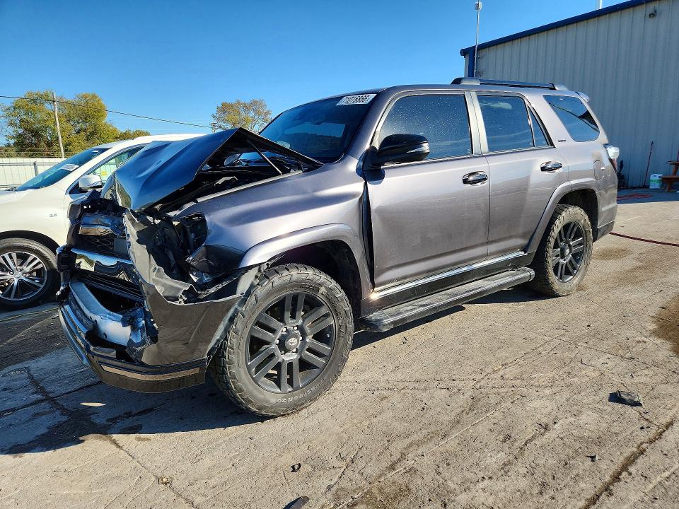 TOYOTA 4RUNNER 2021 с VIN JTEJU5JR8M5947133 - Снимка от търг