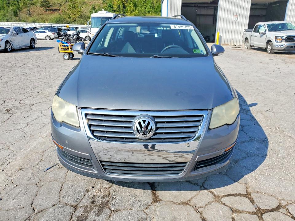 Photo 5 from auction – 2007 VOLKSWAGEN PASSAT with VIN WVWLK73C27E059702