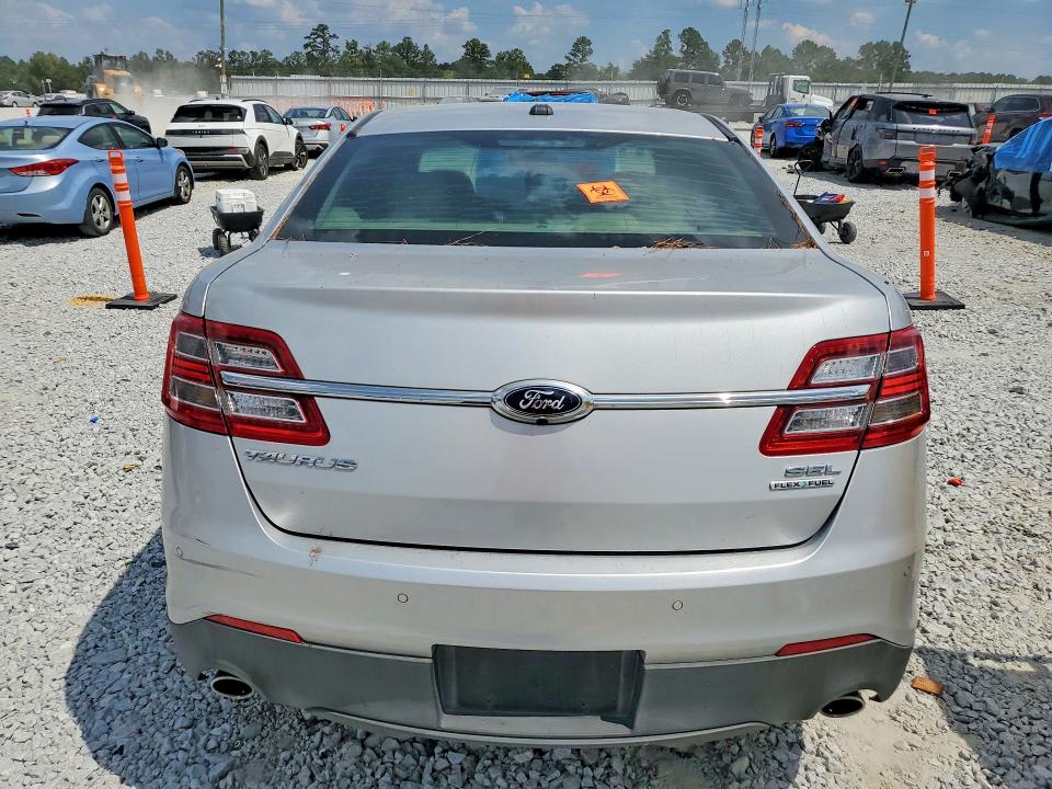 Снимка 6 от търг – 2015 FORD TAURUS с VIN 1FAHP2E85FG120827