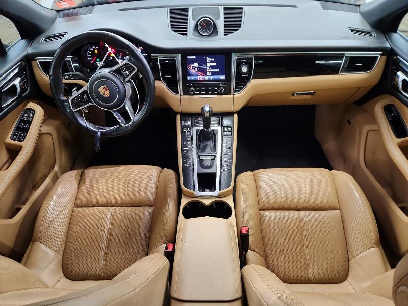 Photo 8 from auction – 2018 PORSCHE MACAN with VIN WP1AA2A55JLB19250