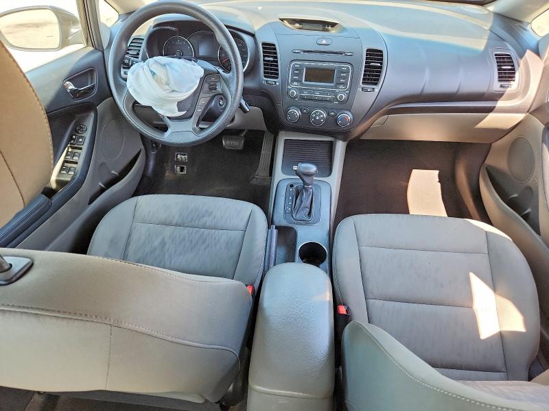 Photo 8 from auction – 2015 KIA FORTE with VIN KNAFK4A68F5375058