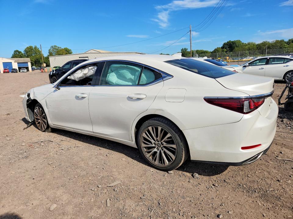 صورة رقم 2 من المزاد - 2020 LEXUS ES مع VIN 58ADZ1B12LU057899
