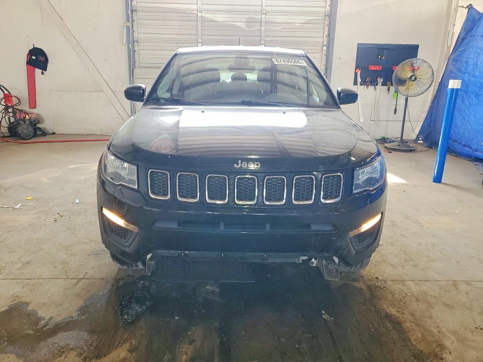 Photo 5 from auction – 2020 JEEP COMPASS with VIN 3C4NJDAB8LT132876