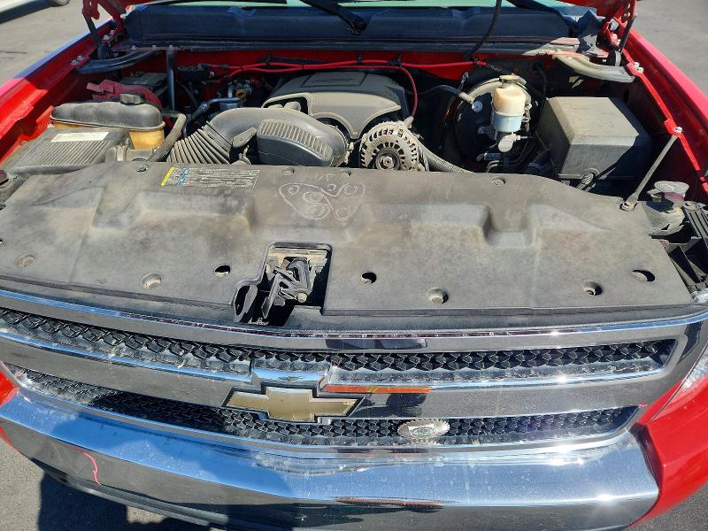 Снимка 11 от търг – 2008 CHEVROLET SILVERADO с VIN 2GCEC13C581304692