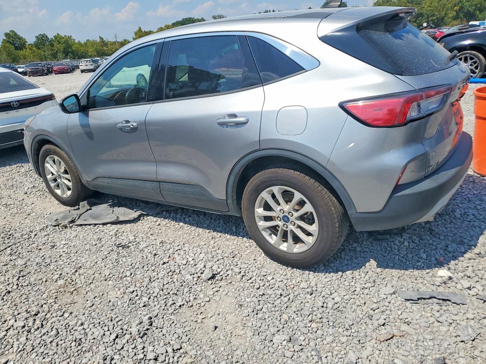 Photo 2 from auction – 2021 FORD ESCAPE with VIN 1FMCU0G6XMUA42598