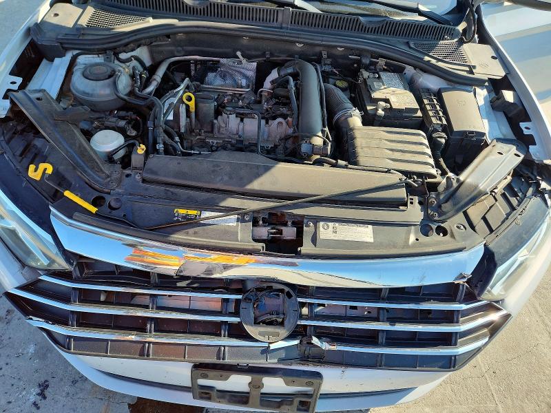 Photo 11 from auction – 2019 VOLKSWAGEN JETTA with VIN 3VWC57BU2KM102887