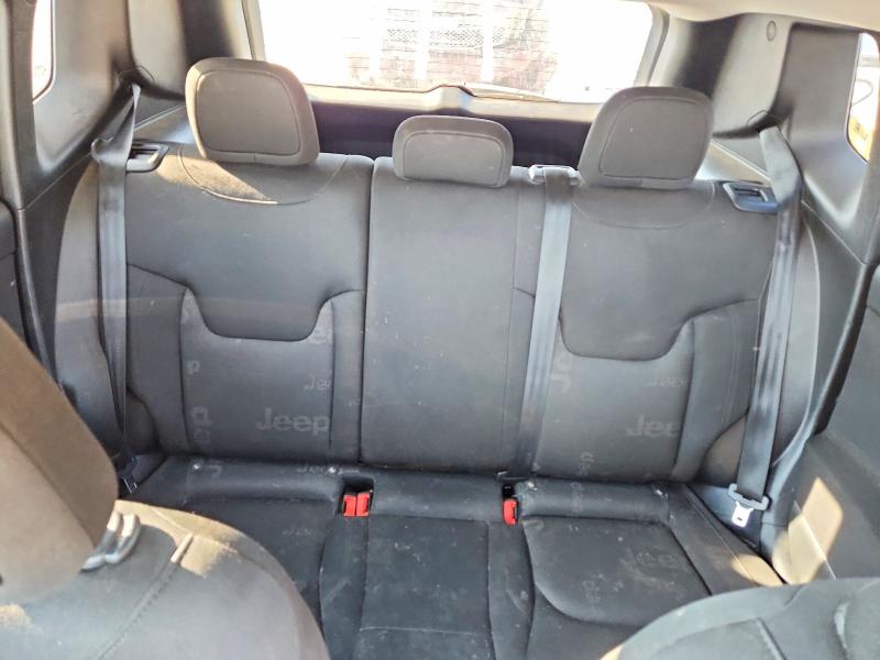 Photo 10 from auction – 2017 JEEP RENEGADE with VIN ZACCJBAB1HPG64738