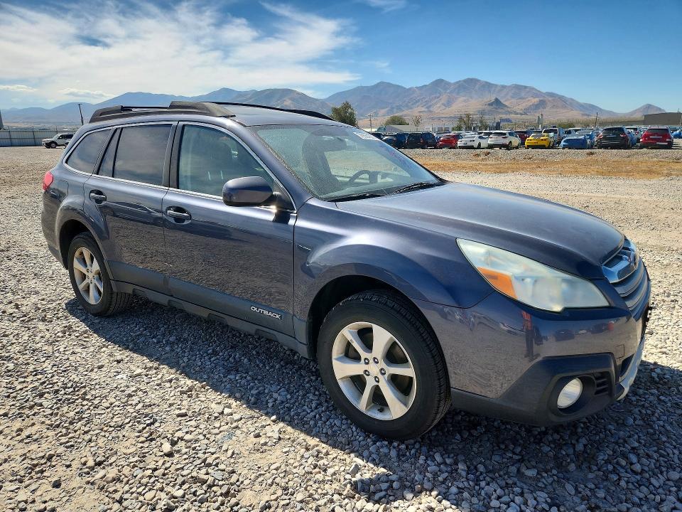صورة رقم 4 من المزاد - 2014 SUBARU OUTBACK مع VIN 4S4BRDLC3E2287420