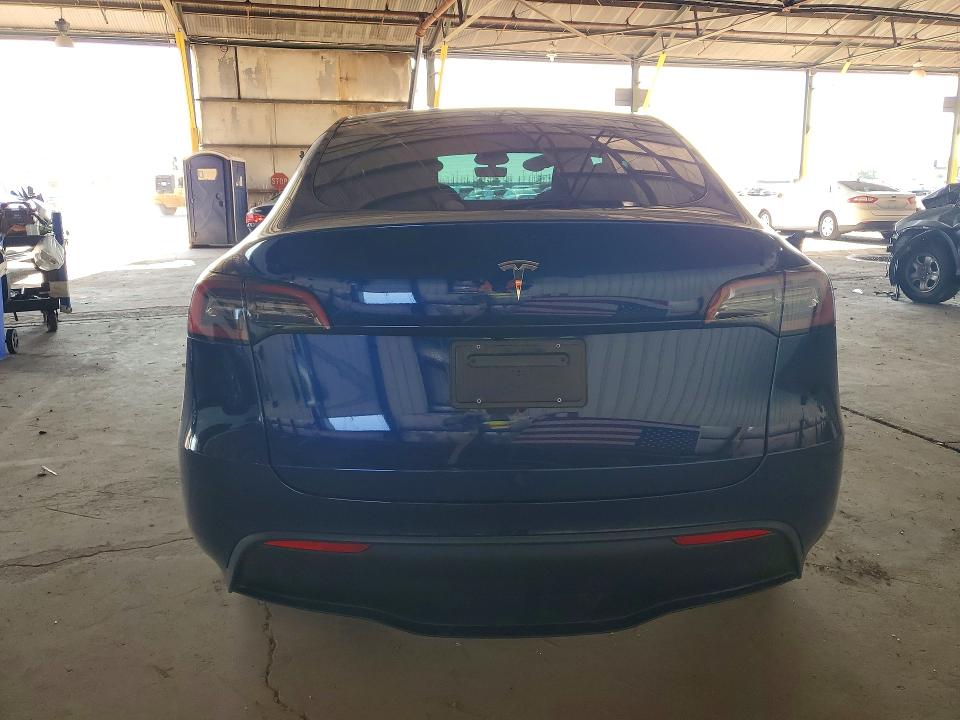 Zdjęcie 6 z aukcji – 2024 TESLA MODEL Y z VIN 7SAYGDED7RF129033