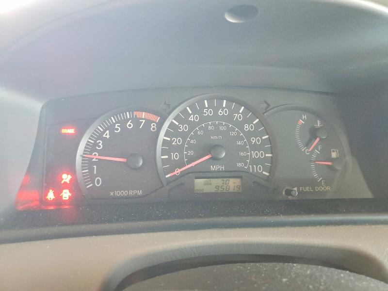 Photo 9 from auction – 2005 TOYOTA COROLLA with VIN 1NXBR32E15Z521328