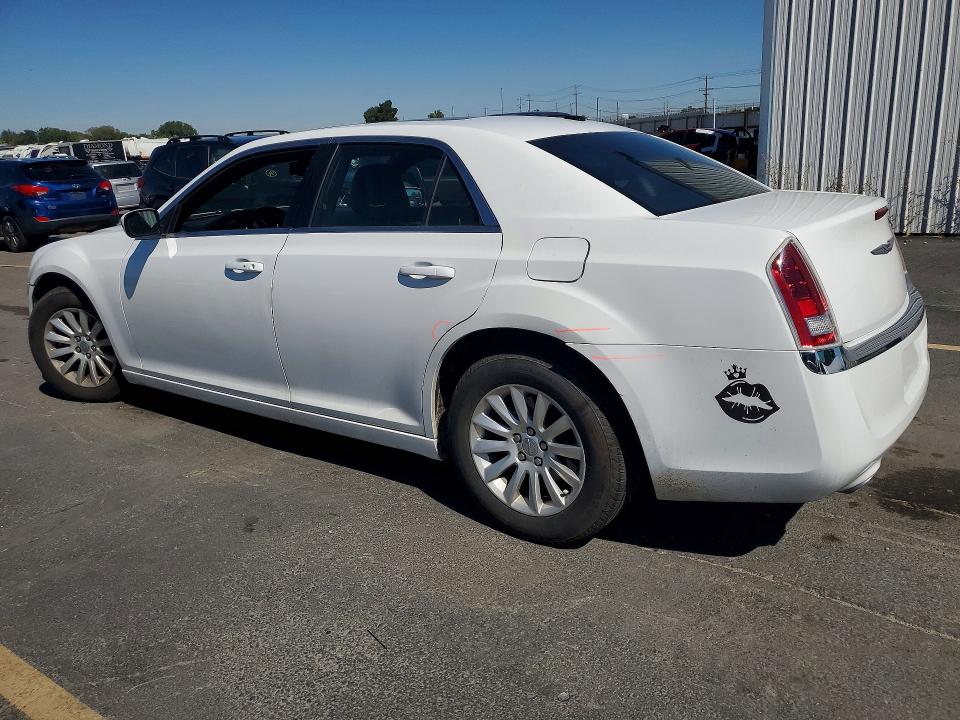 Photo 2 from auction – 2014 CHRYSLER 300 with VIN 2C3CCAAG7EH217784