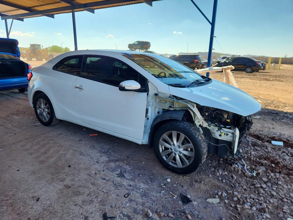 صورة رقم 4 من المزاد - 2014 KIA FORTE KOUP مع VIN KNAFX6A86E5185479