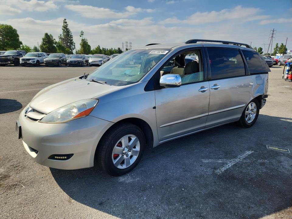 TOYOTA SIENNA 2009 with VIN 5TDZK23C19S227288 - Photo from auction