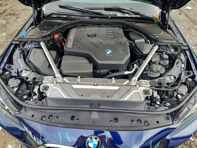 Снимка 11 от търг – 2024 BMW 430XI с VIN WBA73AP01RCR98010