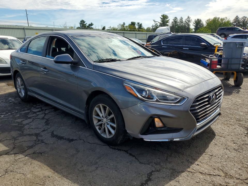 Photo 4 from auction – 2019 HYUNDAI SONATA with VIN 5NPE24AF0KH799388