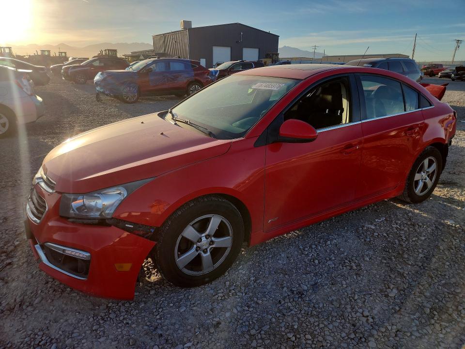 CHEVROLET CRUZE 2015 with VIN 1G1PC5SB7F7216471 - Photo from auction