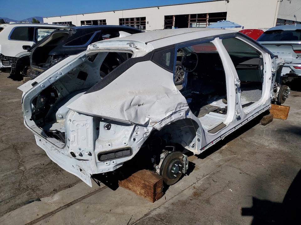 Photo 3 from auction – 2025 KIA EV6 with VIN 5XYC34JA3SG013468