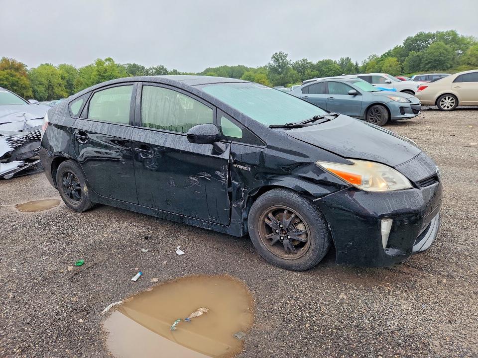 Photo 4 from auction – 2015 TOYOTA PRIUS with VIN JTDKN3DU6F1917665