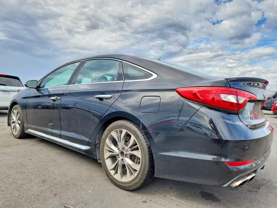 Photo 2 from auction – 2015 HYUNDAI SONATA with VIN 5NPE34AB5FH123454