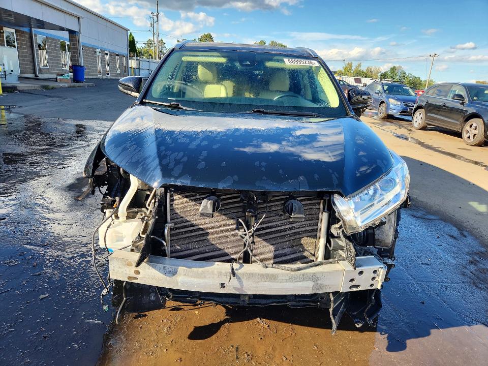 Снимка 5 от търг – 2018 TOYOTA HIGHLANDER с VIN 5TDJZRFH0JS557792