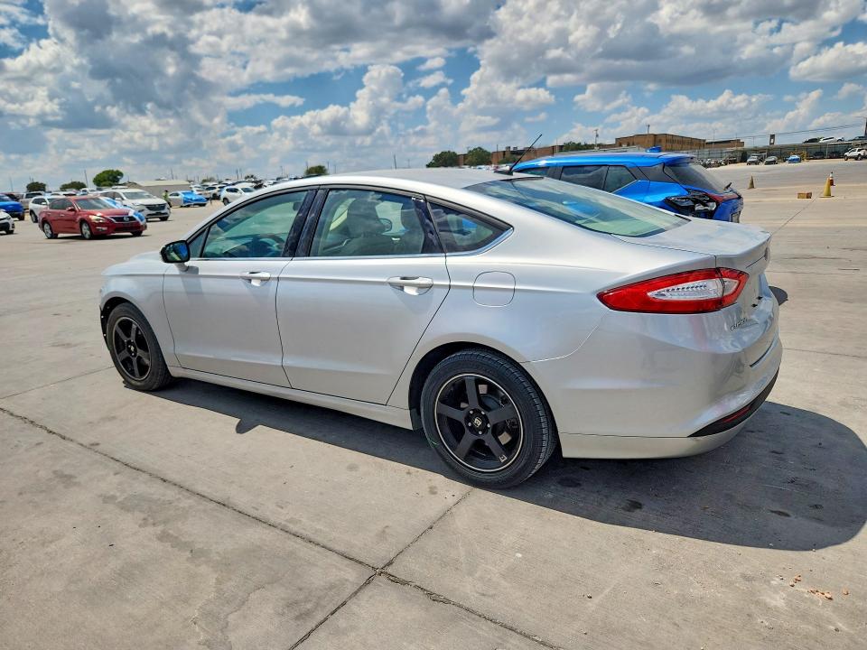 Photo 2 from auction – 2016 FORD FUSION with VIN 3FA6P0H7XGR117012