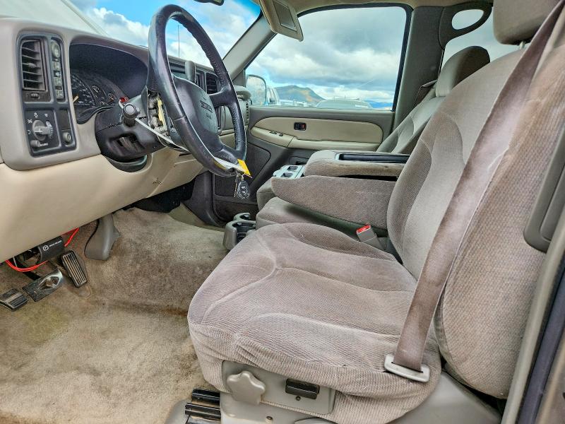 Снимка 7 от търг – 2002 GMC YUKON XL с VIN 1GKFK16Z12J131570