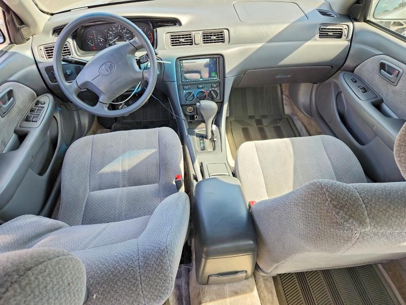 Снимка 8 от търг – 2000 TOYOTA CAMRY с VIN JT2BG22K5Y0530984