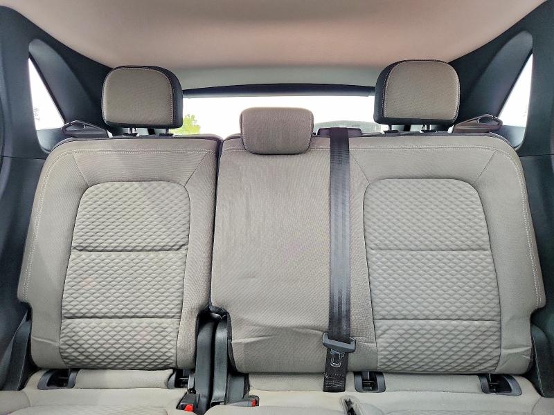 Photo 10 from auction – 2022 FORD ESCAPE with VIN 1FMCU9G6XNUA65627