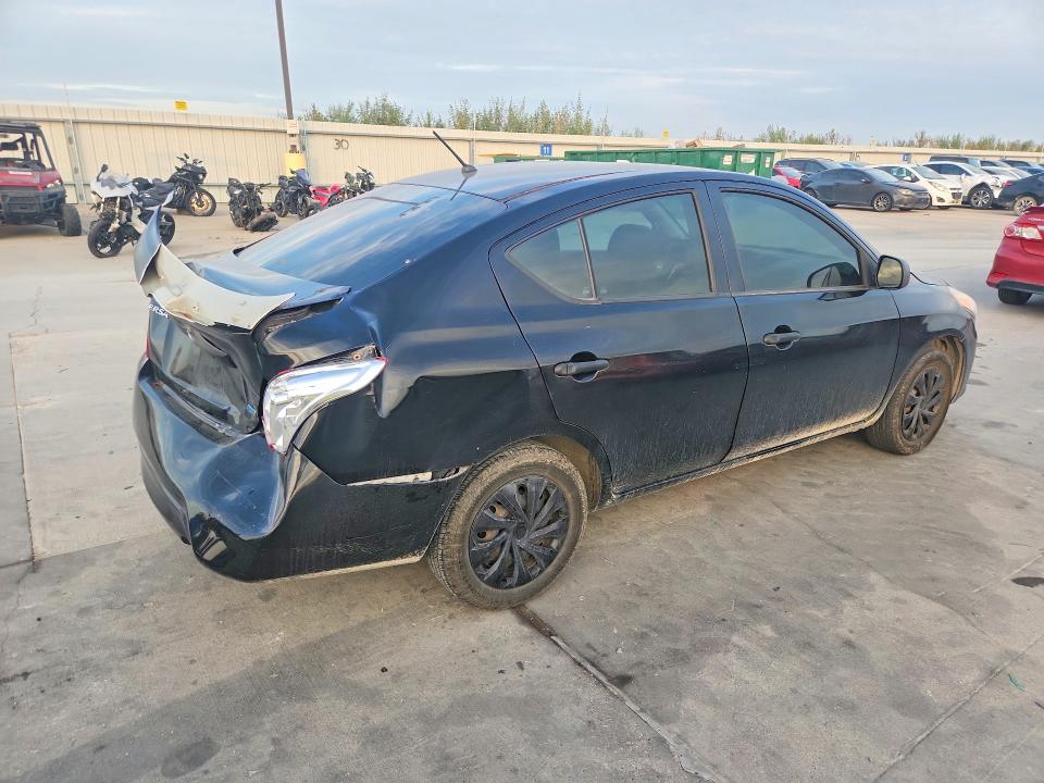 Снимка 3 от търг – 2015 NISSAN VERSA с VIN 3N1CN7AP1FL934850
