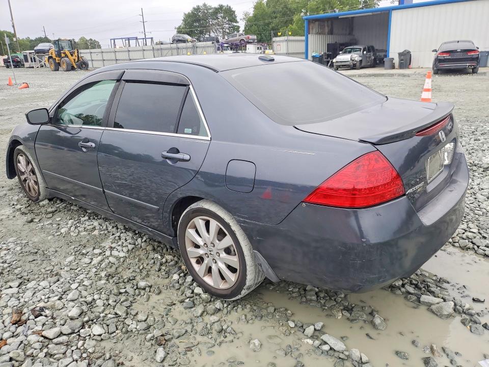 Снимка 2 от търг – 2006 HONDA ACCORD с VIN 1HGCM66546A032915