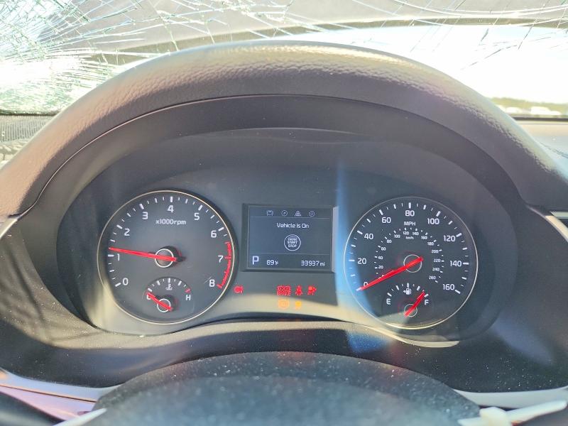 Снимка 9 от търг – 2017 KIA CADENZA с VIN KNALC4J11H5049013