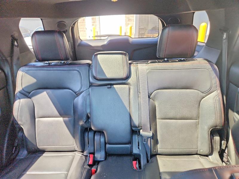 Photo 10 from auction – 2016 FORD EXPLORER with VIN 1FM5K8GT9GGB00173