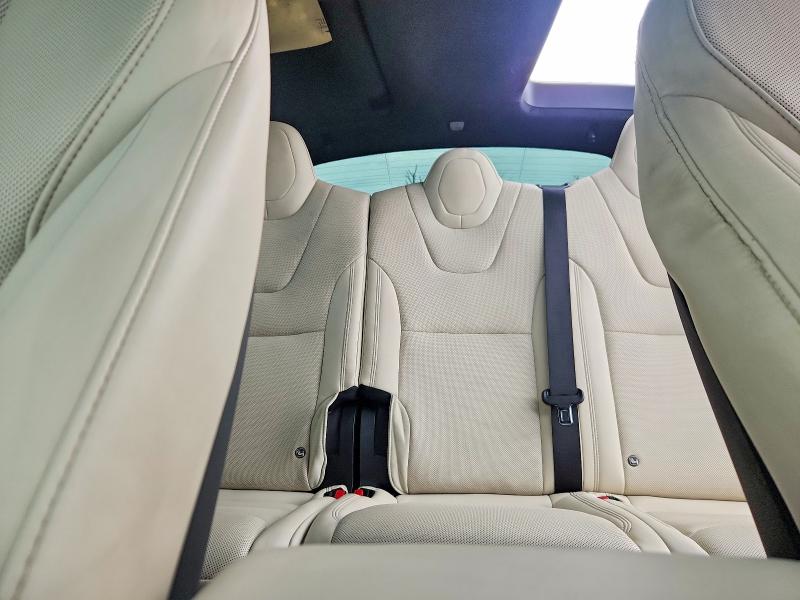 Снимка 10 от търг – 2023 TESLA MODEL X с VIN 7SAXCDE55PF371154
