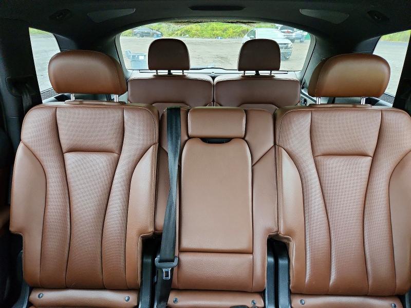 Снимка 10 от търг – 2018 AUDI Q7 с VIN WA1VAAF74JD010290