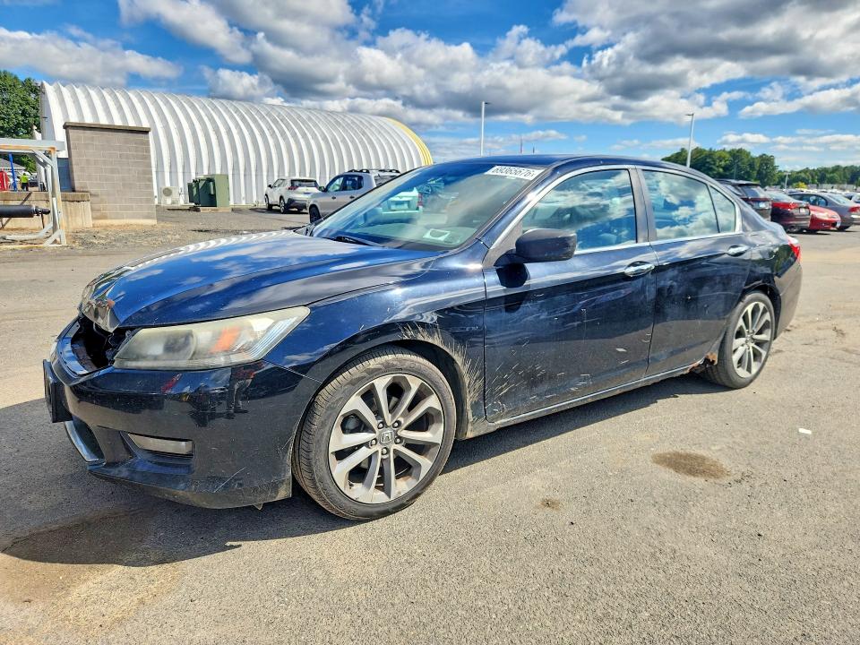HONDA ACCORD 2015 with VIN 1HGCR2F57FA212948 - Photo from auction