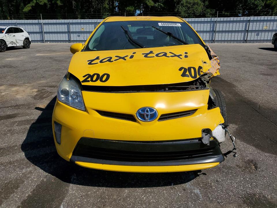 Photo 5 from auction – 2015 TOYOTA PRIUS with VIN JTDKN3DU0F0406958