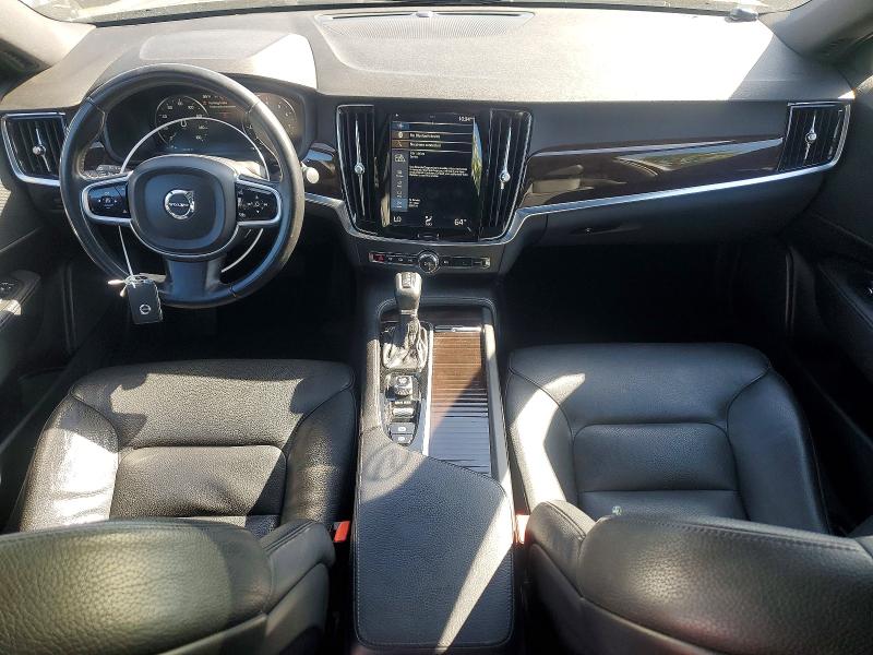 Photo 8 from auction – 2019 VOLVO S90 with VIN LVY102AK7KP096759