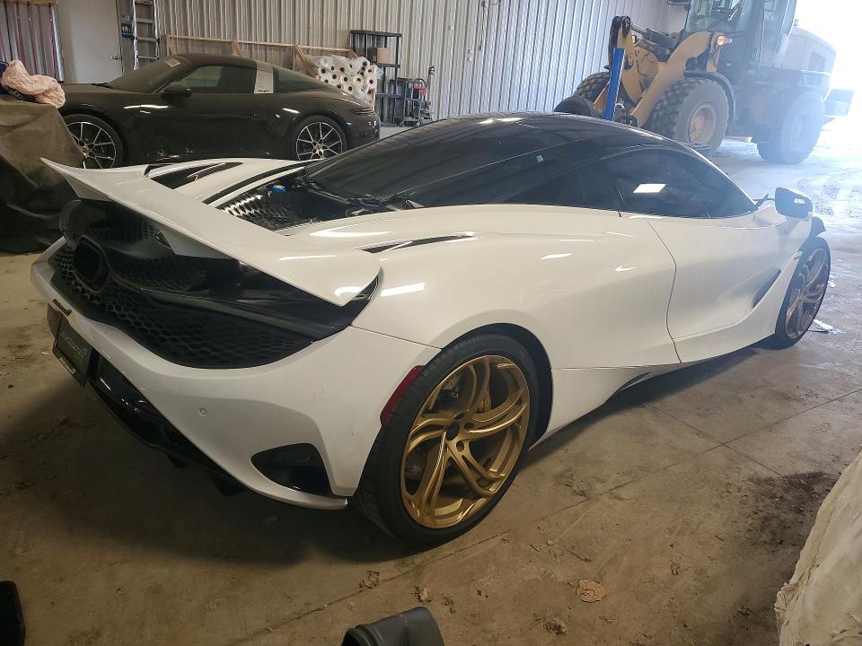 Снимка 3 от търг – 2026 MCLAREN AUTOMOTIVE 750S с VIN SBM14ACA2TW010184