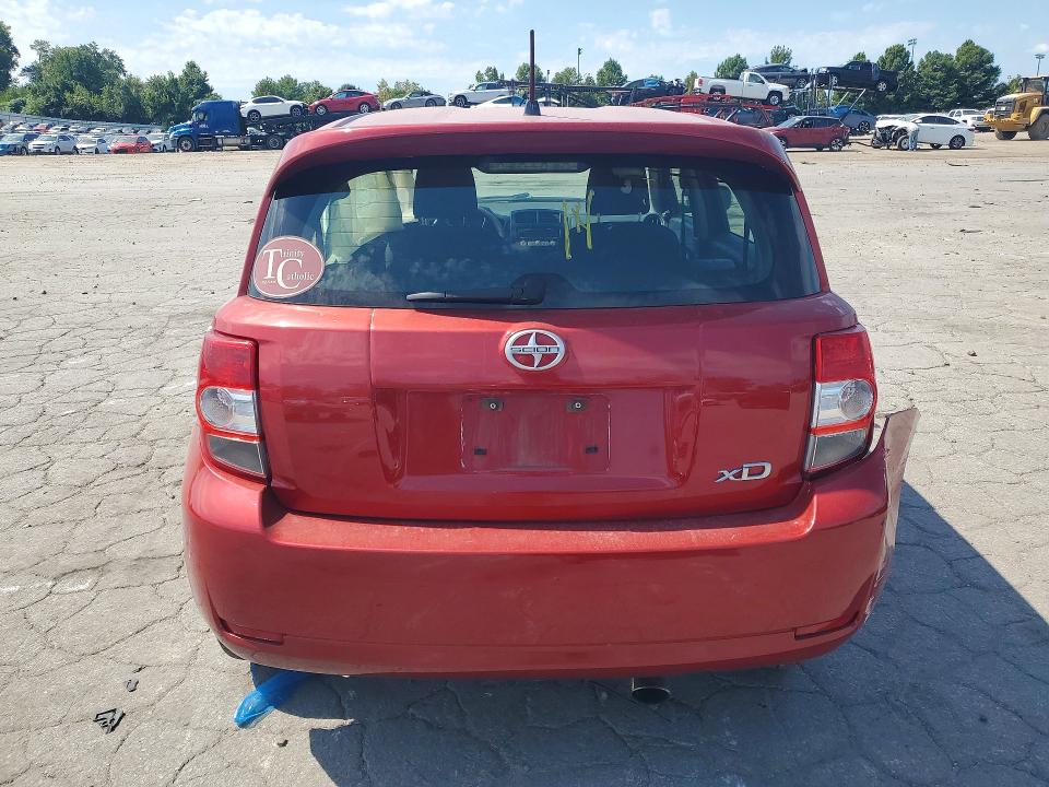 Foto 6 de la subasta – 2008 SCION XD con VIN JTKKU10408J006305