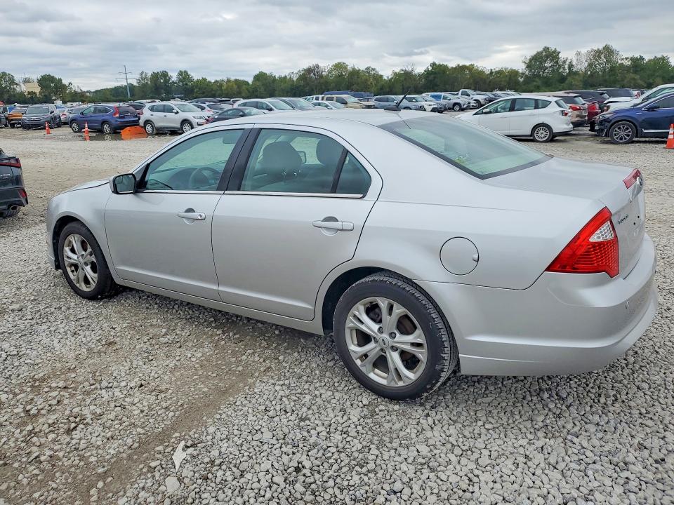 Zdjęcie 2 z aukcji – 2012 FORD FUSION z VIN 3FAHP0HA6CR441587