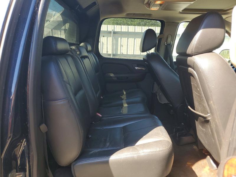 Photo 11 from auction – 2008 CHEVROLET AVALANCHE with VIN 3GNEC12J58G140004