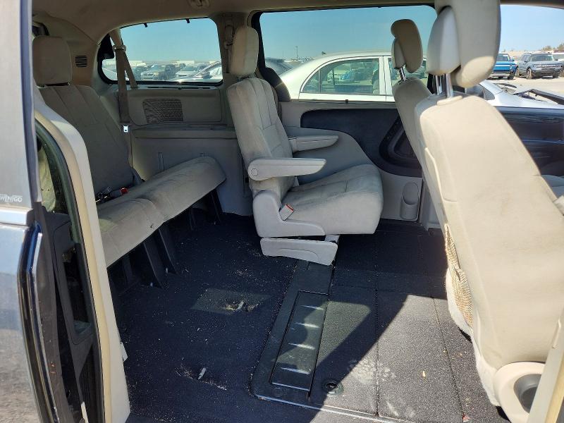 Photo 11 from auction – 2011 DODGE GRAND CARAVAN with VIN 2D4RN5DG1BR608294