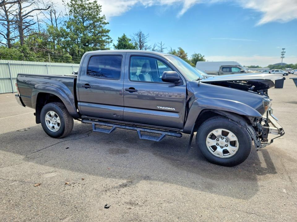 Photo 4 from auction – 2014 TOYOTA TACOMA with VIN 3TMLU4EN1EM160924