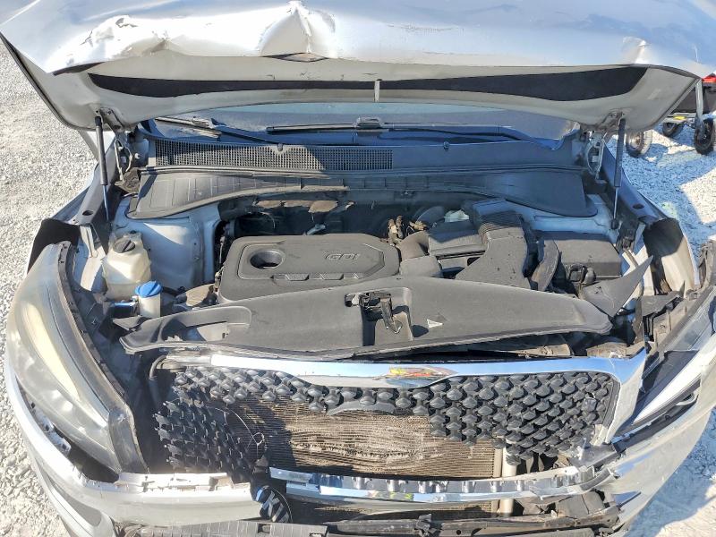 Zdjęcie 12 z aukcji – 2017 KIA SORENTO z VIN 5XYPG4A37HG260668