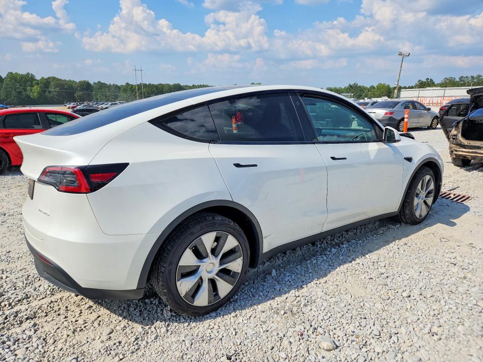 Photo 3 from auction – 2023 TESLA MODEL Y with VIN 7SAYGDEE7PF686367