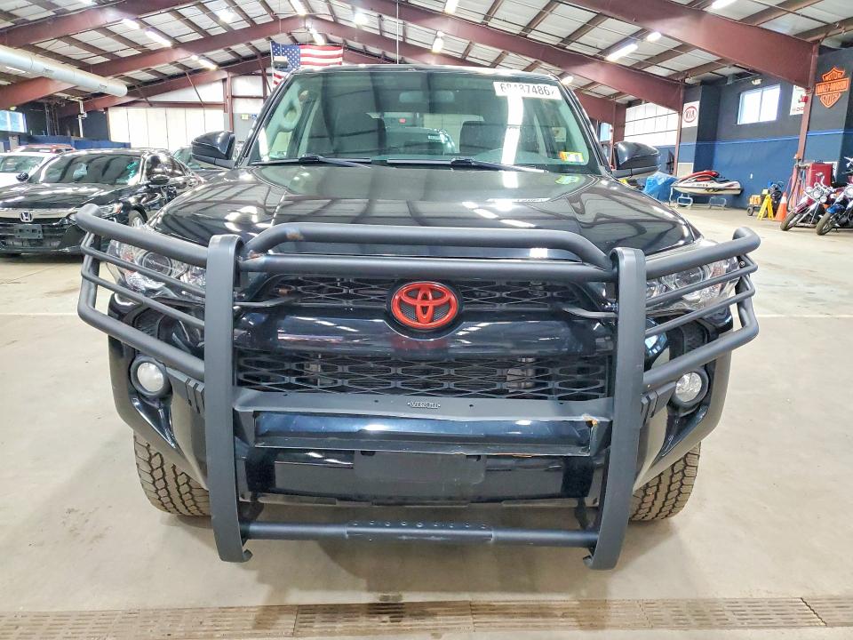 Photo 5 from auction – 2016 TOYOTA 4RUNNER with VIN JTEBU5JR2G5303801