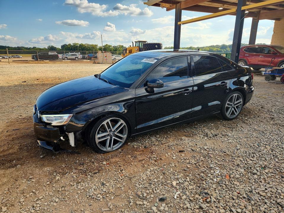 Снимка 1 от търг – 2018 AUDI A3 с VIN WAUAUGFF8J1071128