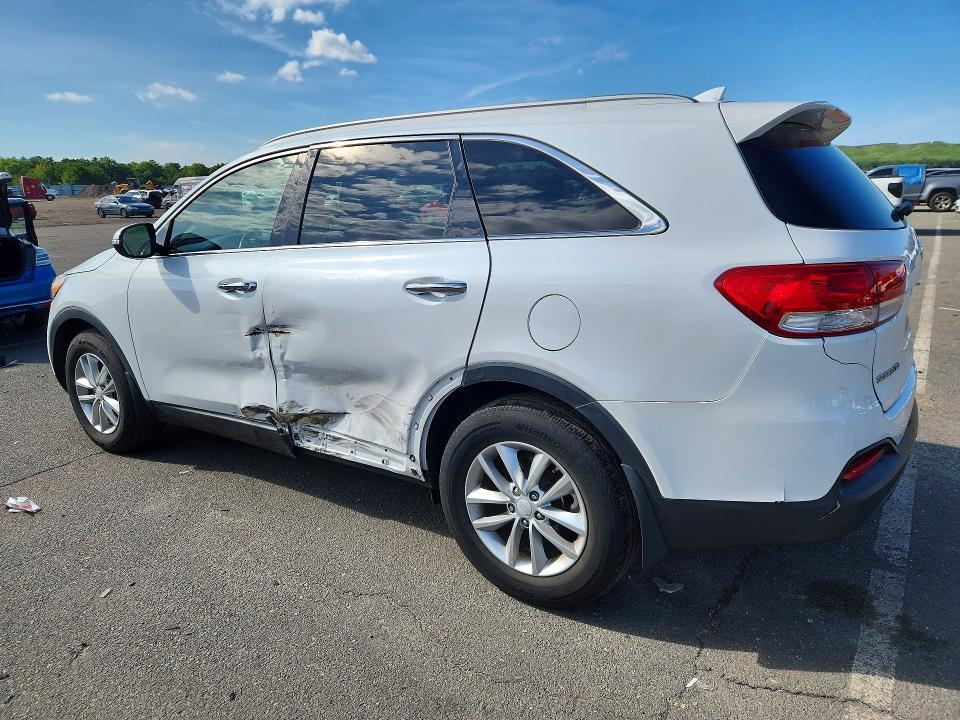 Снимка 2 от търг – 2016 KIA SORENTO с VIN 5XYPG4A33GG080201