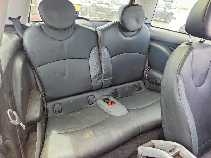 Photo 10 from auction – 2010 MINI COOPER with VIN WMWMF3C5XATZ62361